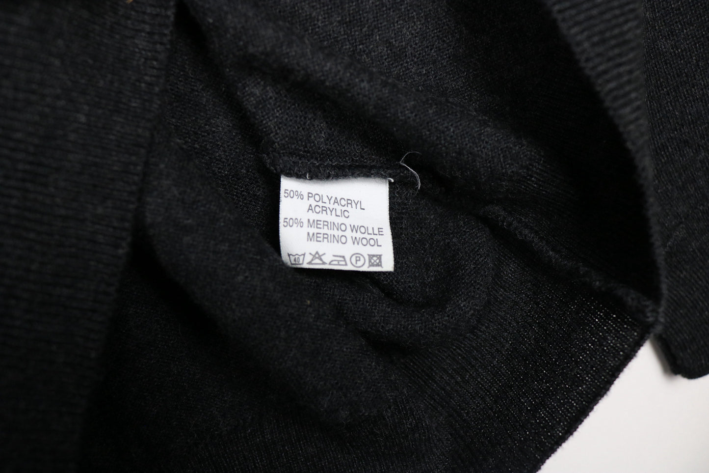 1990s Vintage Camel Collection Merino Sweater L-XL